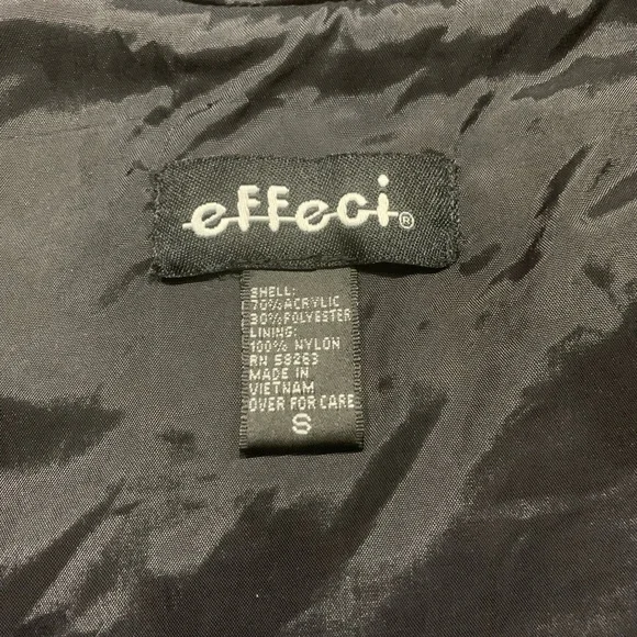 Black furry vest Size Small - Picture 4 of 7